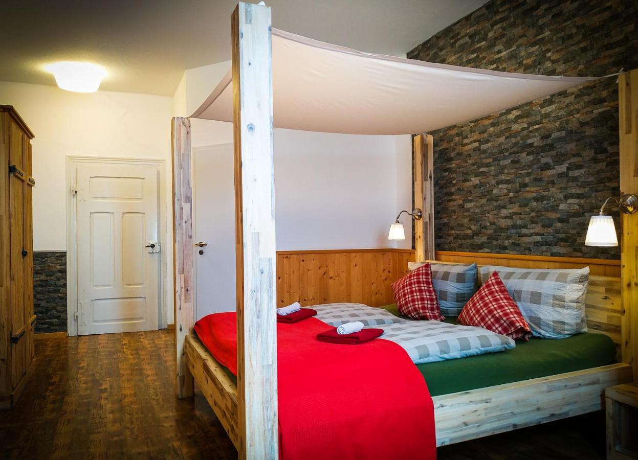 Hotel Landgasthof Sonne มาลแบร์ก ภายนอก รูปภาพ