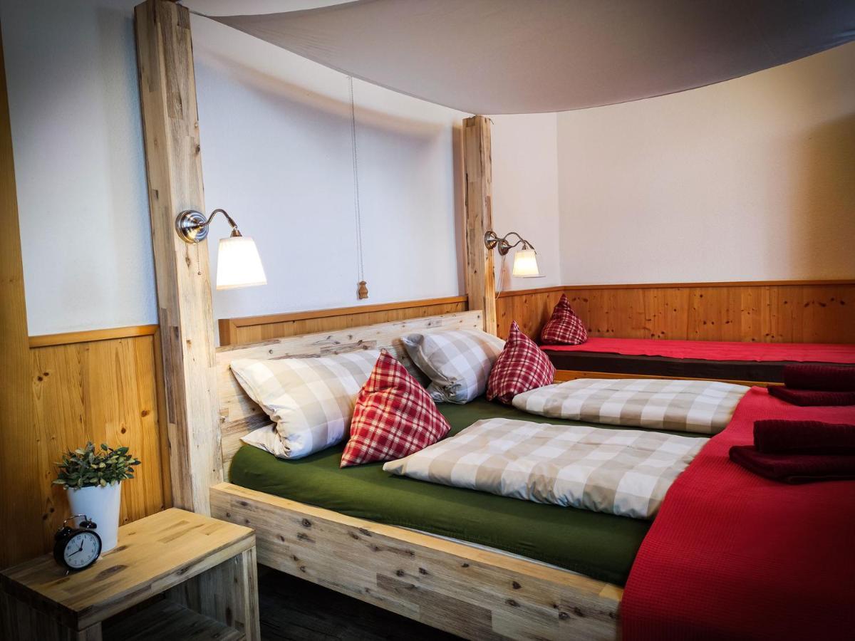 Hotel Landgasthof Sonne มาลแบร์ก ภายนอก รูปภาพ