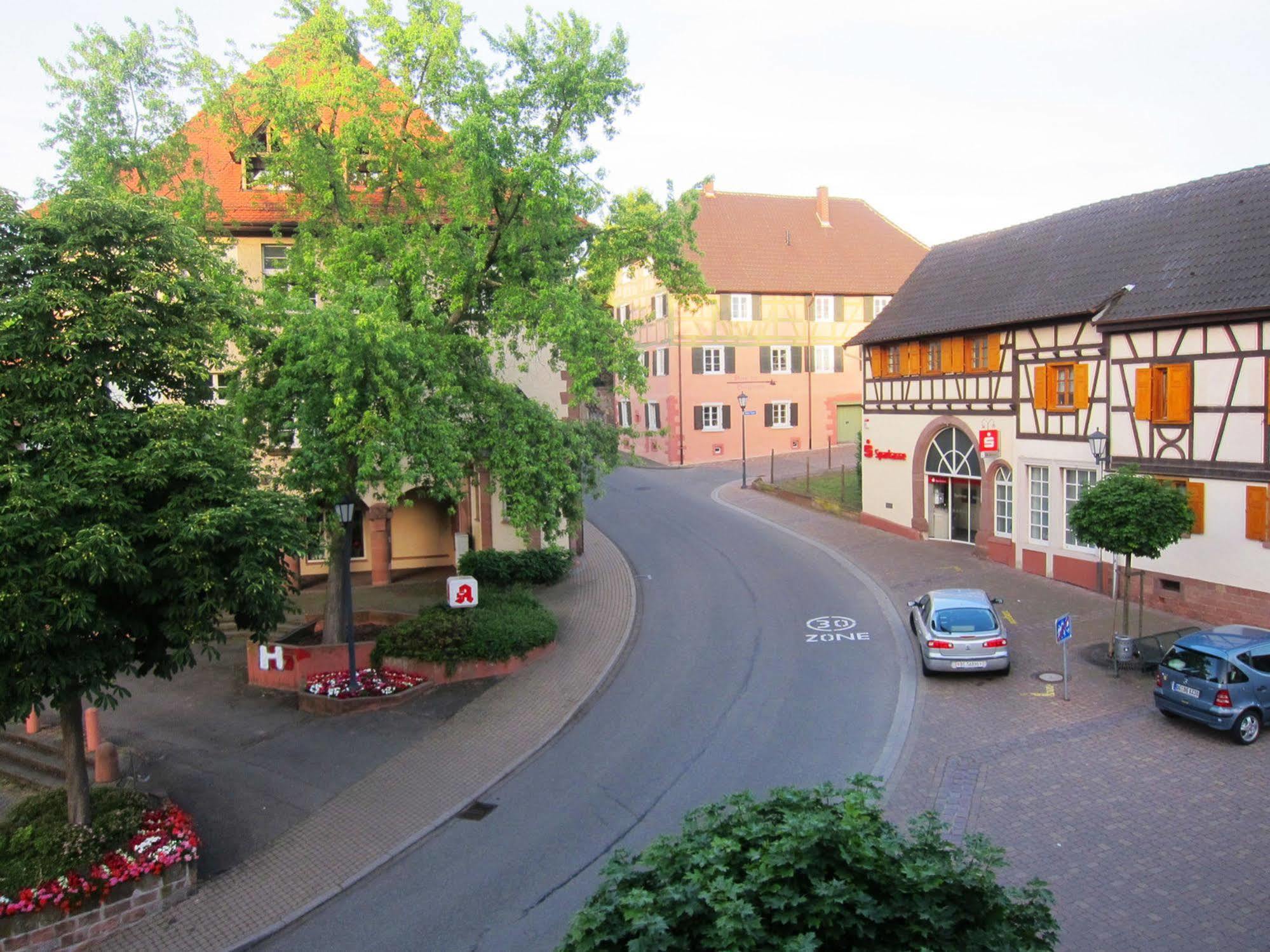 Hotel Landgasthof Sonne มาลแบร์ก ภายนอก รูปภาพ