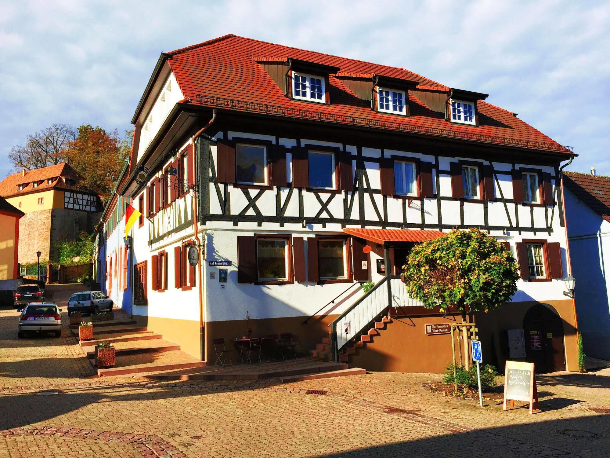Hotel Landgasthof Sonne มาลแบร์ก ภายนอก รูปภาพ